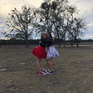 Meet your Posher, Abigail